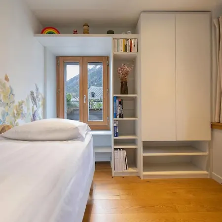 Guerin Cosy 4pax Familial Vue Chamonix